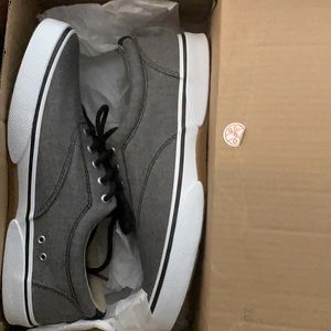 Halyard CVO Chambray BLK